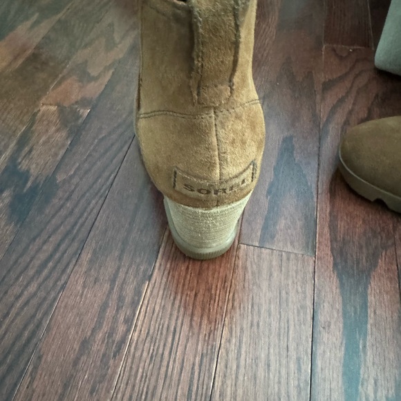 Sorel. Tan size 8 only worn once - Picture 12 of 16